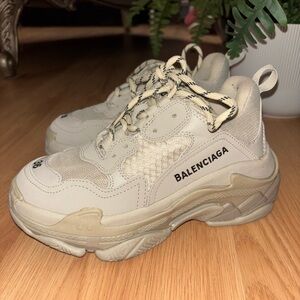 Balenciaga Cream Chunky Sneakers